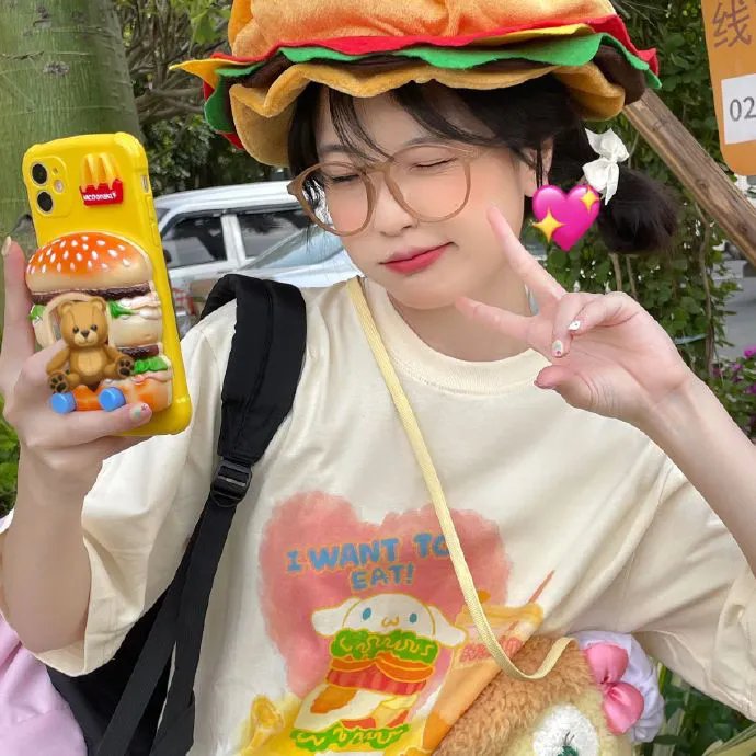 我才不要和人类恋爱呢
